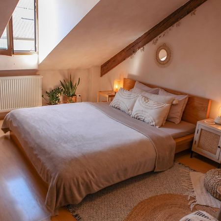 Cozy Apartment In The Heart Of The Historic City Bratislava Exterior photo
