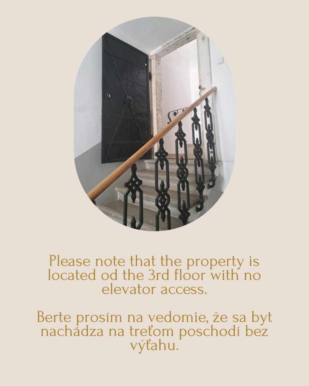 Cozy Apartment In The Heart Of The Historic City Bratislava Exterior photo